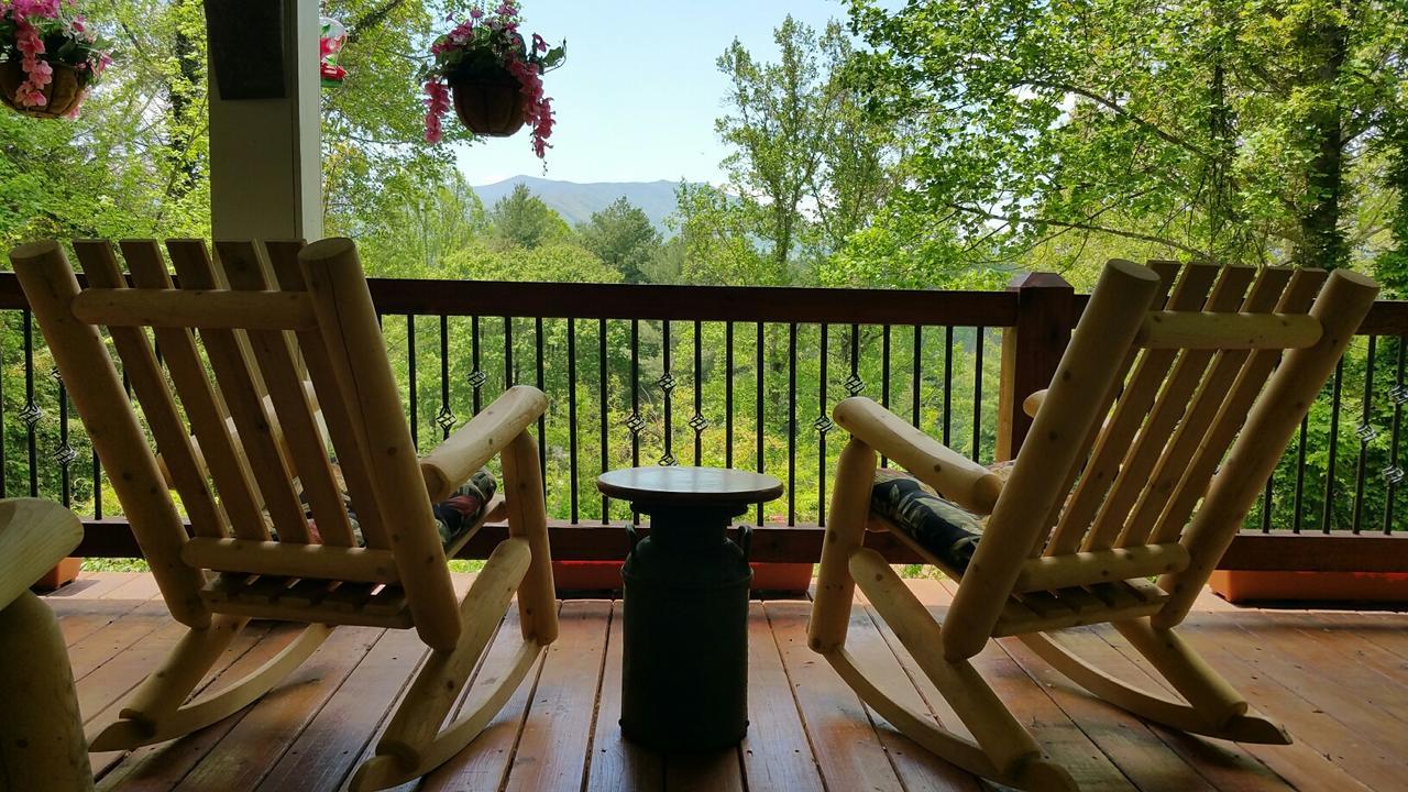 Almost Heaven Bed&Breakfast Waynesville Exteriör bild
